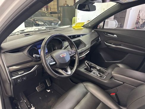 Used 2020 Cadillac XT4 Sport w/ Driver Awareness Package image 8