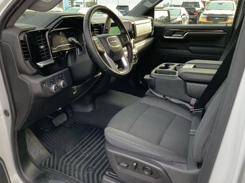 Used 2024 GMC Sierra 1500 Elevation image 26