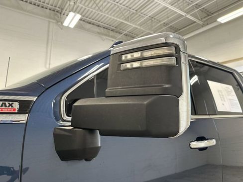 Used 2021 GMC Sierra 3500 Denali w/ Technology Package AWD/4WD image 12