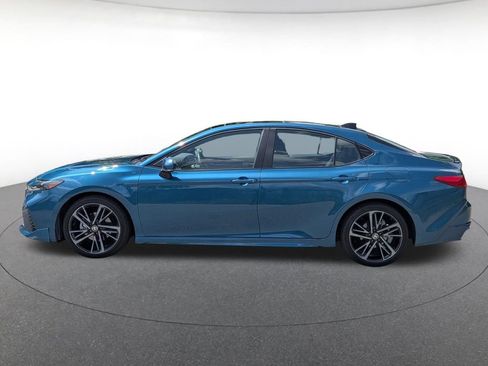 Used 2025 Toyota Camry XSE w/ Premium Plus Package FWD image 3