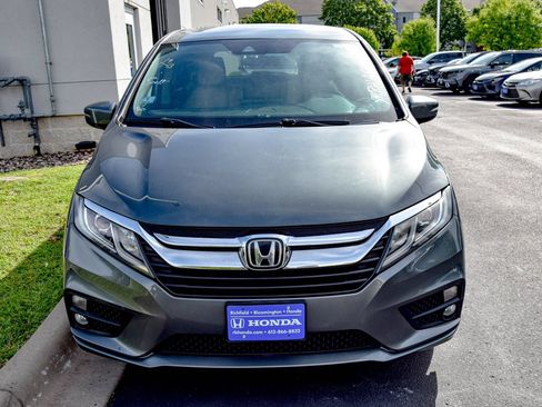Used 2019 Honda Odyssey EX image 3