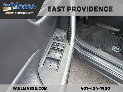 Used 2024 Toyota RAV4 LE AWD/4WD image 9