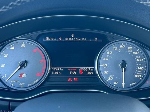 Used 2022 Audi SQ5 Premium image 31