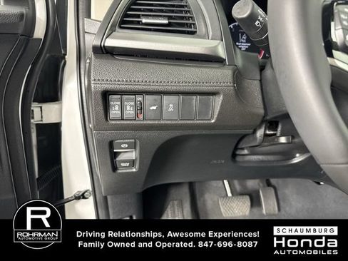 Used 2026 Honda Odyssey EX-L image 13
