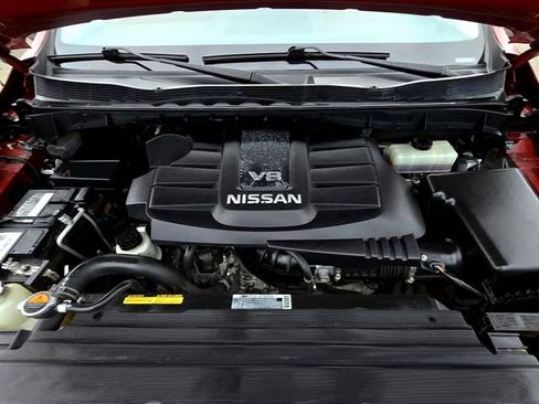 Used 2019 Nissan Titan Platinum Reserve image 31