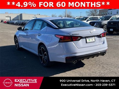 New 2025 Nissan Altima 2.5 SR image 4