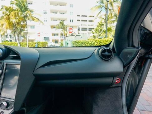 Used 2020 McLaren 720S Luxury image 81