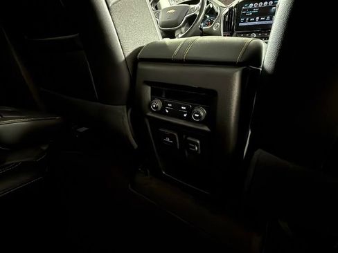 Used 2018 Chevrolet Traverse Premier w/ Driver Confidence II Package image 38