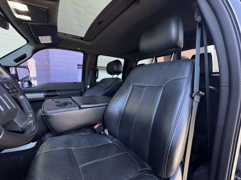 Used 2014 Ford F250 Lariat w/ Chrome Package AWD/4WD image 16