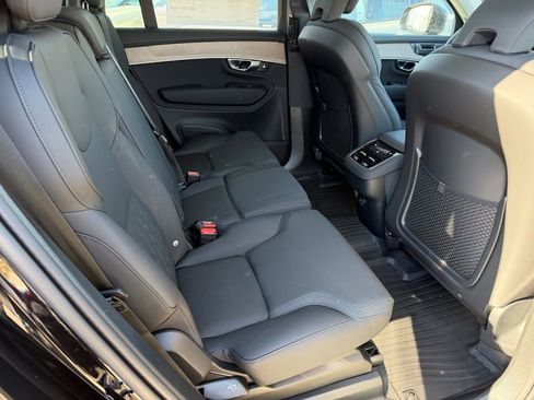 New 2026 Volvo XC90 B6 Plus w/ Protection Package Premier AWD/4WD image 13