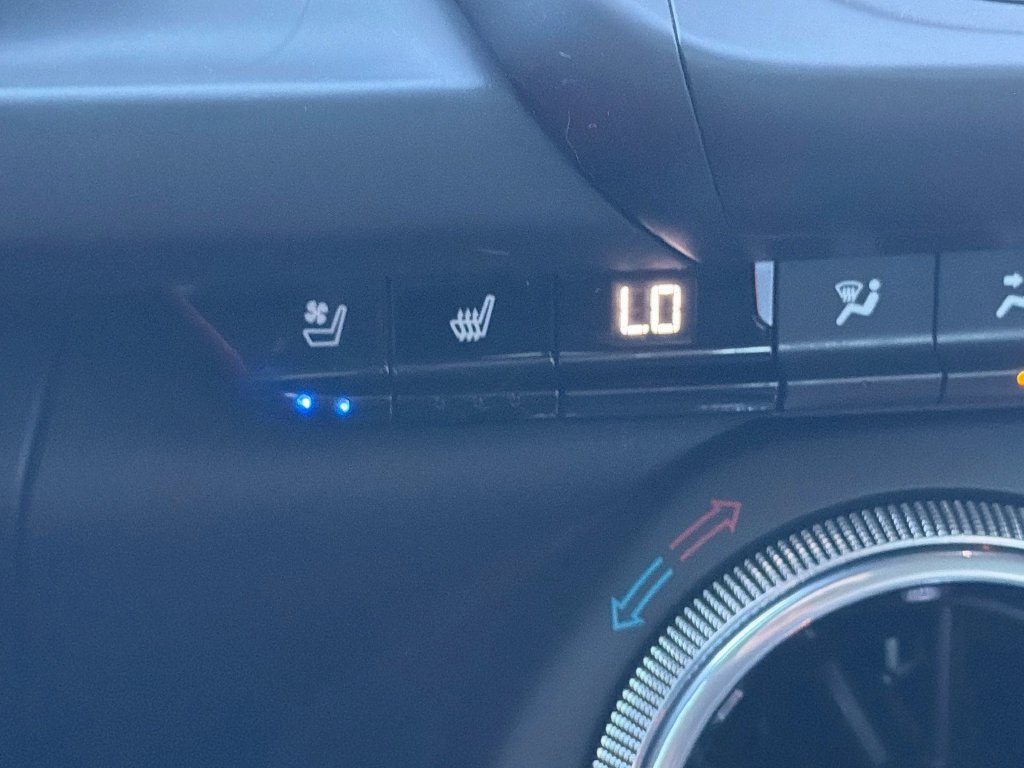 Used 2022 Chevrolet Camaro SS RWD image 20