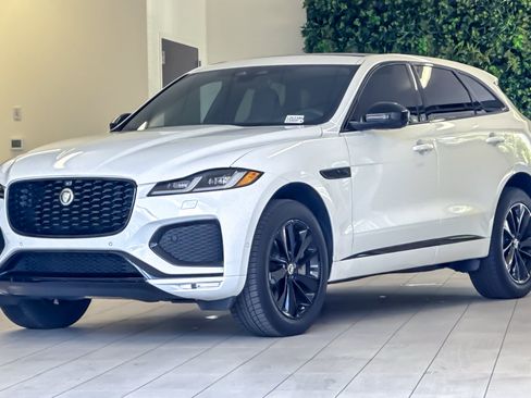 Used 2026 Jaguar F-PACE R-Dynamic S AWD/4WD image 8