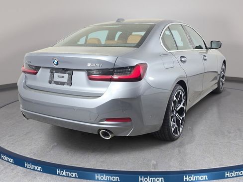 Used 2025 BMW 330i xDrive Sedan w/ Convenience Package image 6