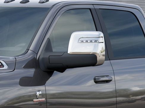 New 2025 RAM 3500 Laramie AWD/4WD image 13