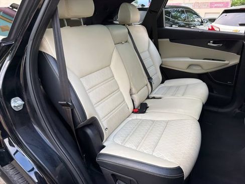 Used 2016 Kia Sorento SX FWD image 11