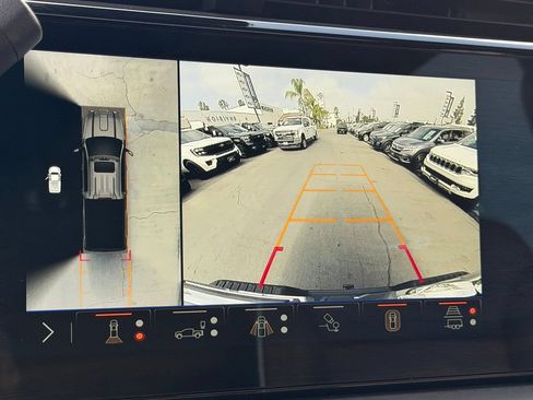 Used 2024 GMC Sierra 3500 Denali Ultimate AWD/4WD image 32