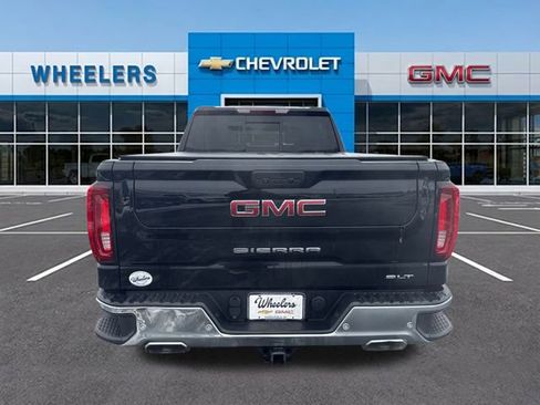 Used 2022 GMC Sierra 1500 SLT w/ SLT Convenience Package image 4