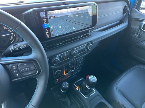 Used 2024 Jeep Wrangler Unlimited Rubicon 4xe image 75