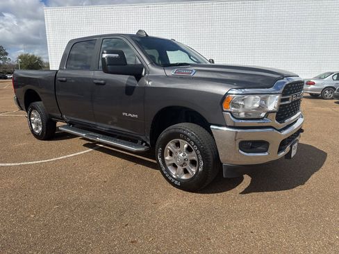 Used 2024 RAM 2500 Big Horn image 1