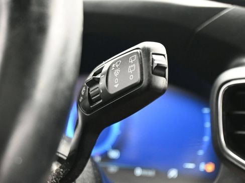 Used 2021 Ford Explorer Platinum w/ Equipment Group 601A AWD/4WD image 22