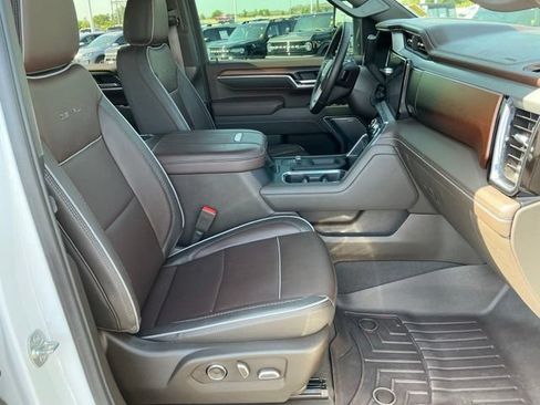 Used 2025 GMC Sierra 2500 Denali w/ Denali Reserve Package AWD/4WD image 22