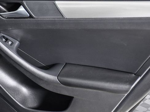 Used 2017 Volkswagen Jetta S image 24