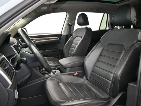 Used 2018 Volkswagen Atlas SEL Premium image 10