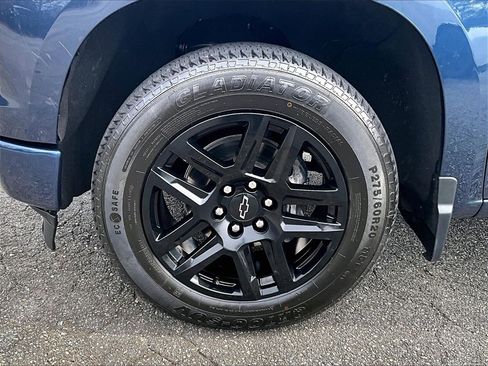 Certified 2022 Chevrolet Silverado 1500 Custom image 11