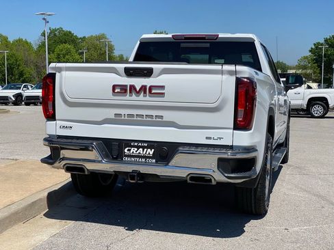 Used 2024 GMC Sierra 1500 SLT w/ SLT Premium Plus Package AWD/4WD image 8