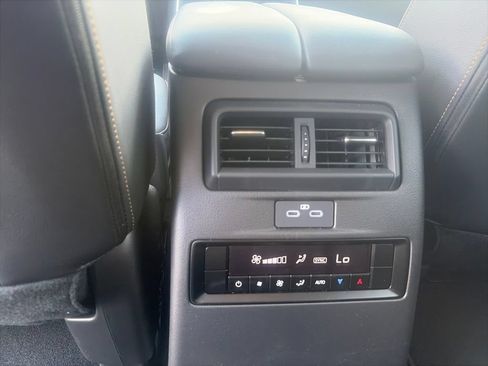 Used 2026 MAZDA CX-90 3.3 Turbo w/ Select Package AWD/4WD image 27