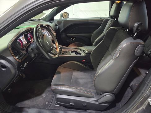 Certified 2023 Dodge Challenger GT w/ Plus Package RWD image 18