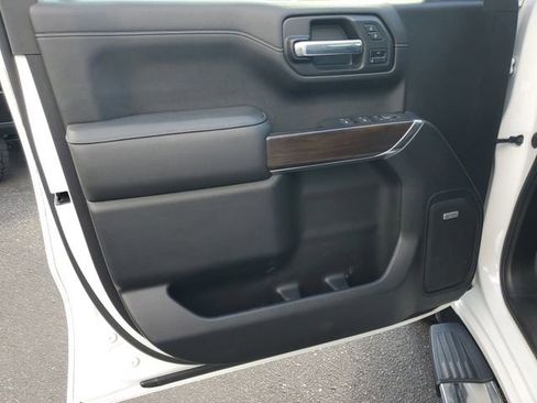Used 2021 GMC Sierra 1500 SLT w/ SLT Premium Plus Package image 8