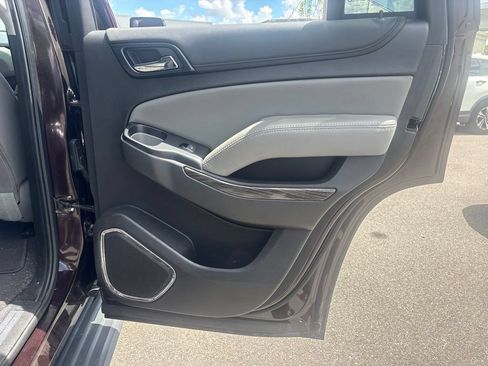 Used 2020 Chevrolet Tahoe LT RWD image 17