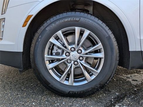 Certified 2023 Cadillac XT5 Premium Luxury w/ LPO, Floor Liner Package image 27