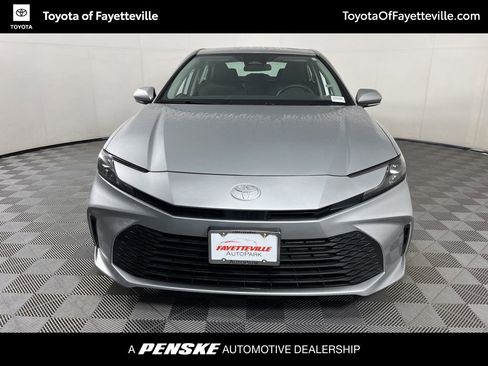 Used 2025 Toyota Camry LE image 15