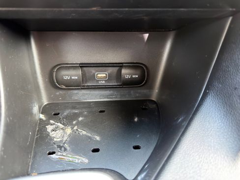 Used 2020 Kia Sportage LX w/ LX Popular Package image 32