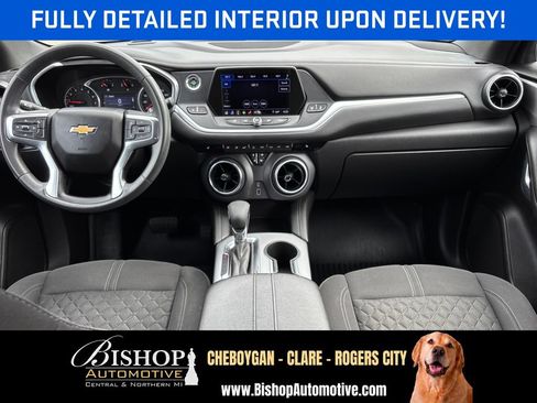 Used 2021 Chevrolet Blazer LT AWD/4WD image 3