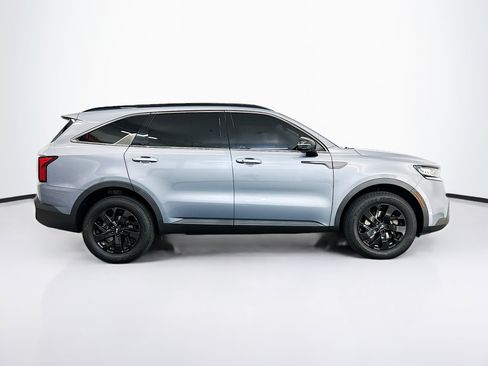 Used 2021 Kia Sorento S w/ Panoramic Sunroof Package AWD/4WD image 10