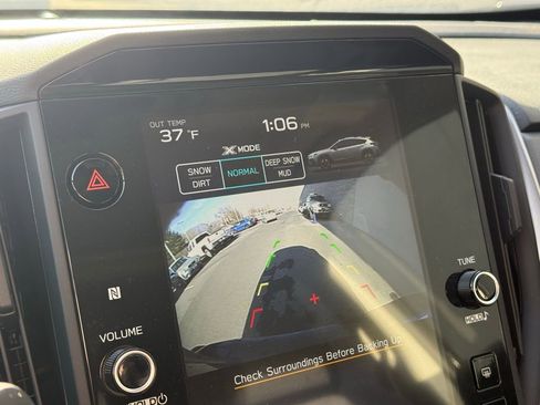 Used 2025 Subaru Crosstrek 2.0i Premium image 16