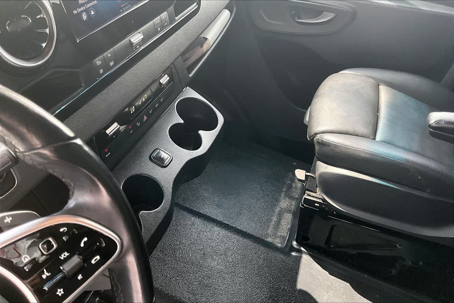 Used 2023 Mercedes-Benz Sprinter 1500 image 17