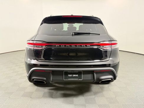 Certified 2026 Porsche Macan AWD/4WD image 6