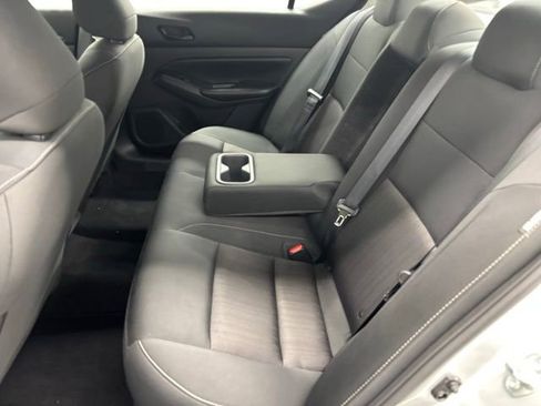 Used 2024 Nissan Altima 2.5 S image 7