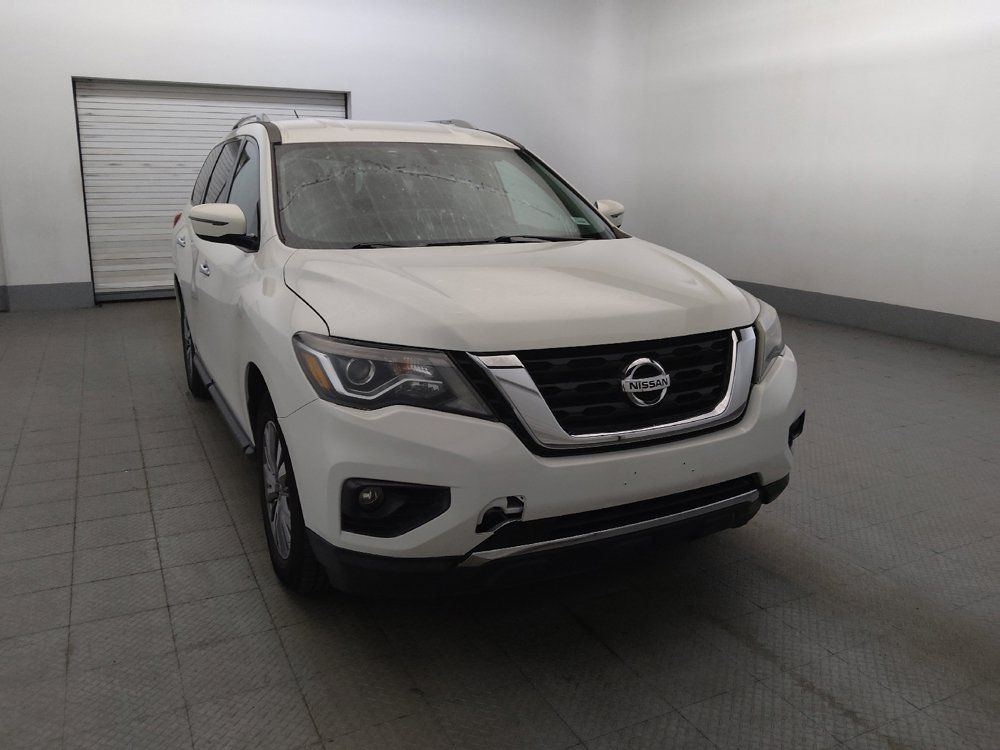 Used 2017 Nissan Pathfinder SV AWD/4WD image 14