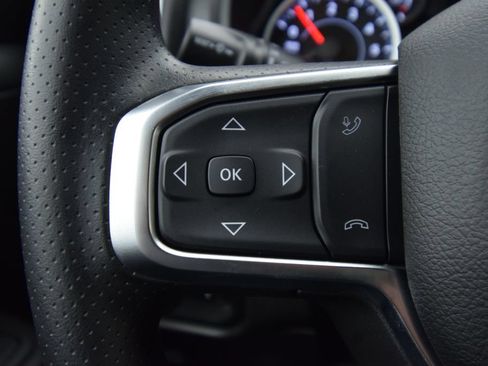 New 2026 RAM 1500 4x4 Crew Cab image 27