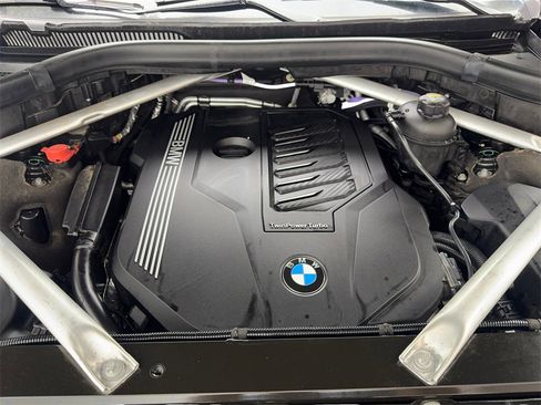 Used 2021 BMW X7 xDrive40i w/ Premium Package image 84