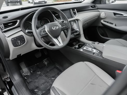 Certified 2023 INFINITI QX50 Luxe AWD/4WD image 7