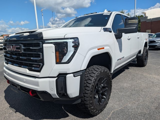 Used 2024 GMC Sierra 2500 AT4 w/ AT4 Premium Plus Package AWD/4WD image 30