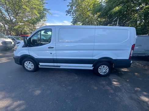Used 2025 Ford Transit 250 Low Roof w/ Exterior Upgrade Package RWD image 9