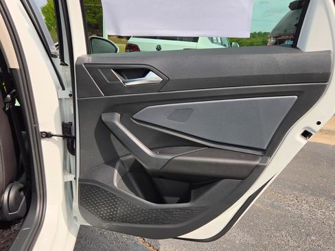 Used 2026 Volkswagen Jetta SE FWD image 52