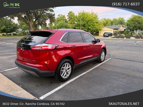 Used 2024 Ford Edge SEL w/ Convenience Package AWD/4WD image 5